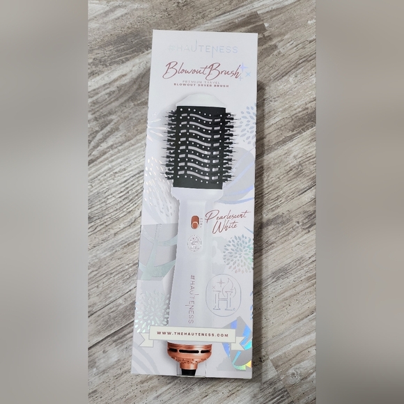 The Hauteness 4inONE Premium Travel Blowout Dryer Brush Pearlescent White NEW - Picture 1 of 4